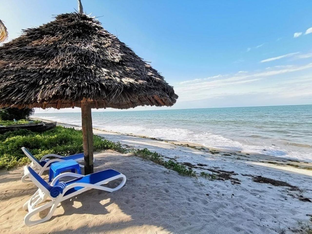 Barry'S Beach Resort Mkwaja 外观 照片
