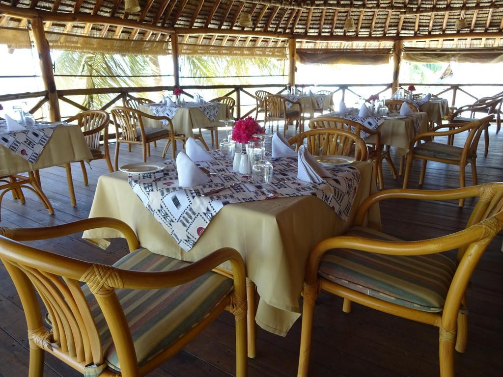 Barry'S Beach Resort Mkwaja 外观 照片